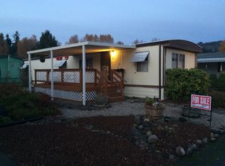 2447 Kingfisher Ln, Kelso, WA 98626