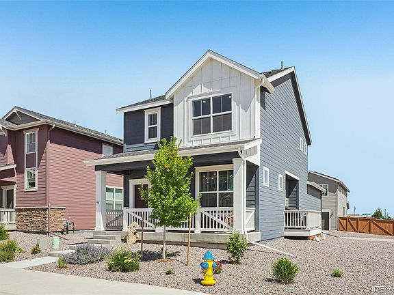 3rd image of 765 Aspen Avenue