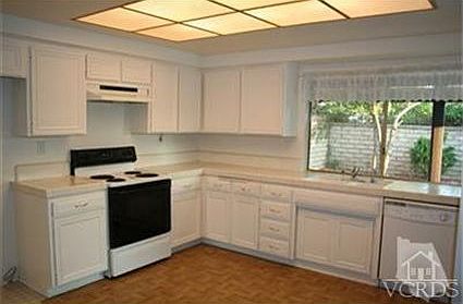 4th image of 28748 Timberlane St