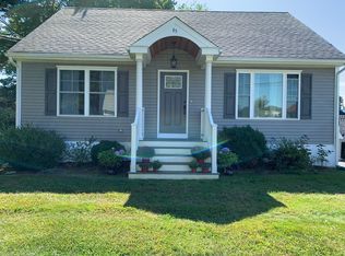 85 Kenyon St, Stratford, CT 06614