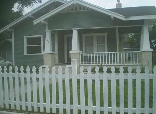 1st image of 103 W Crest Ave