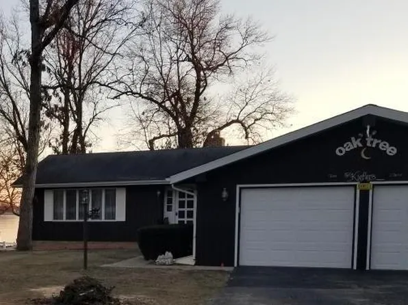 W5713 Island Dr, Pardeeville, WI 53954