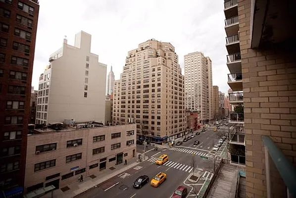 Sold by Real Direct | media 6