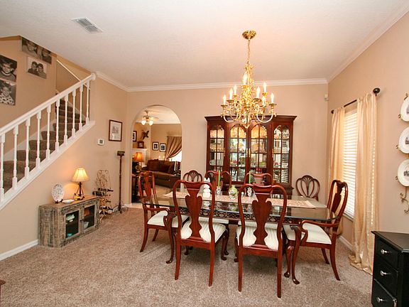 5th image of 569 Eastbridge Dr