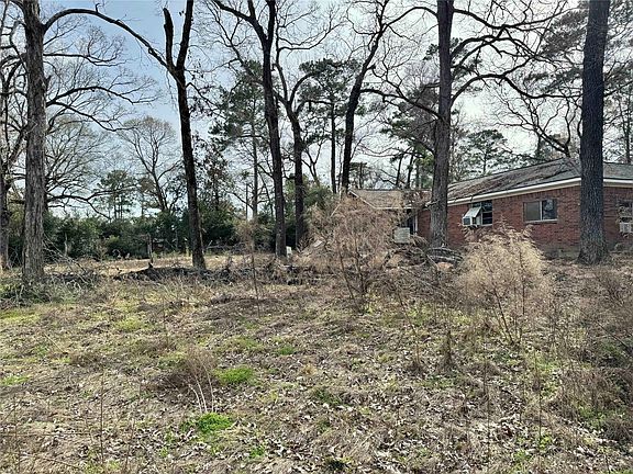 2nd image of 14606 Brooks Rd