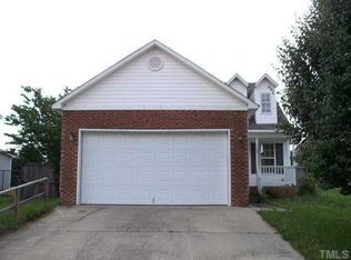 1120 Grovewood Dr, Clayton, NC 27520