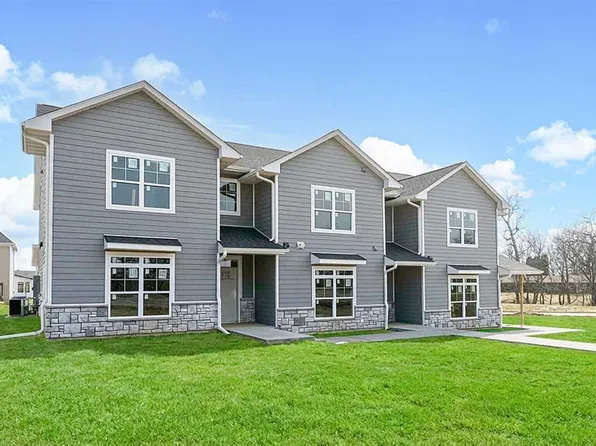 4671 Herbert Hoover Hwy #A, Iowacity, IA 52240