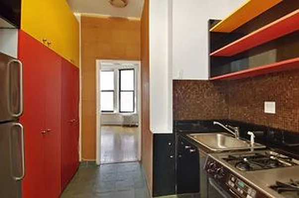 Rented by Douglas Elliman | media 23