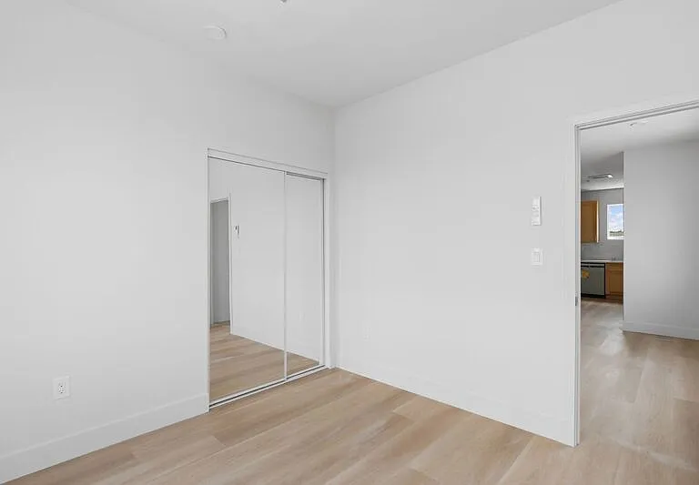 3518 Oak Glen Ln — Photo 12