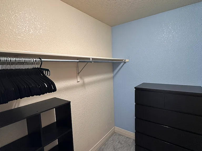 1656 N Franklin St #5 — Photo 12