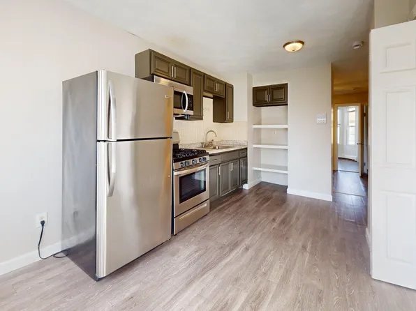 161 Bennington St #3, Boston, MA 02128