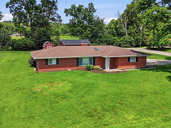 3rd image of 87 Jenny Ln