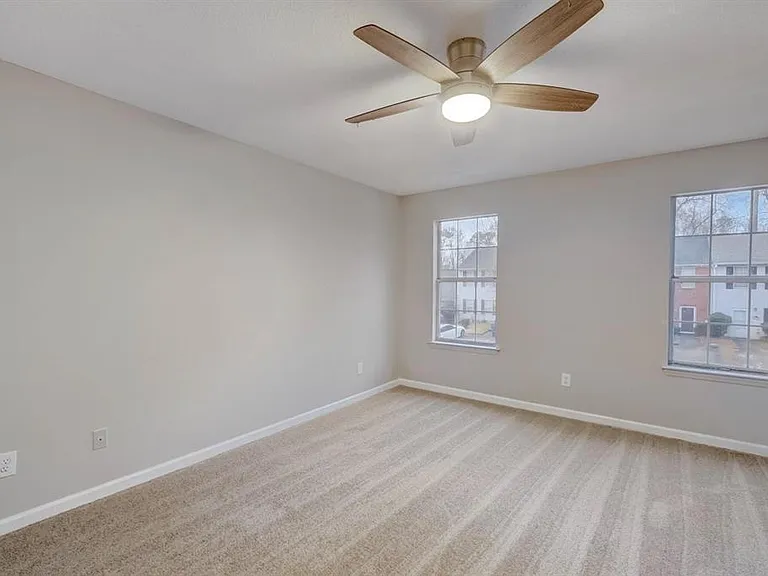 886 Joseph Club Dr SW — Photo 16