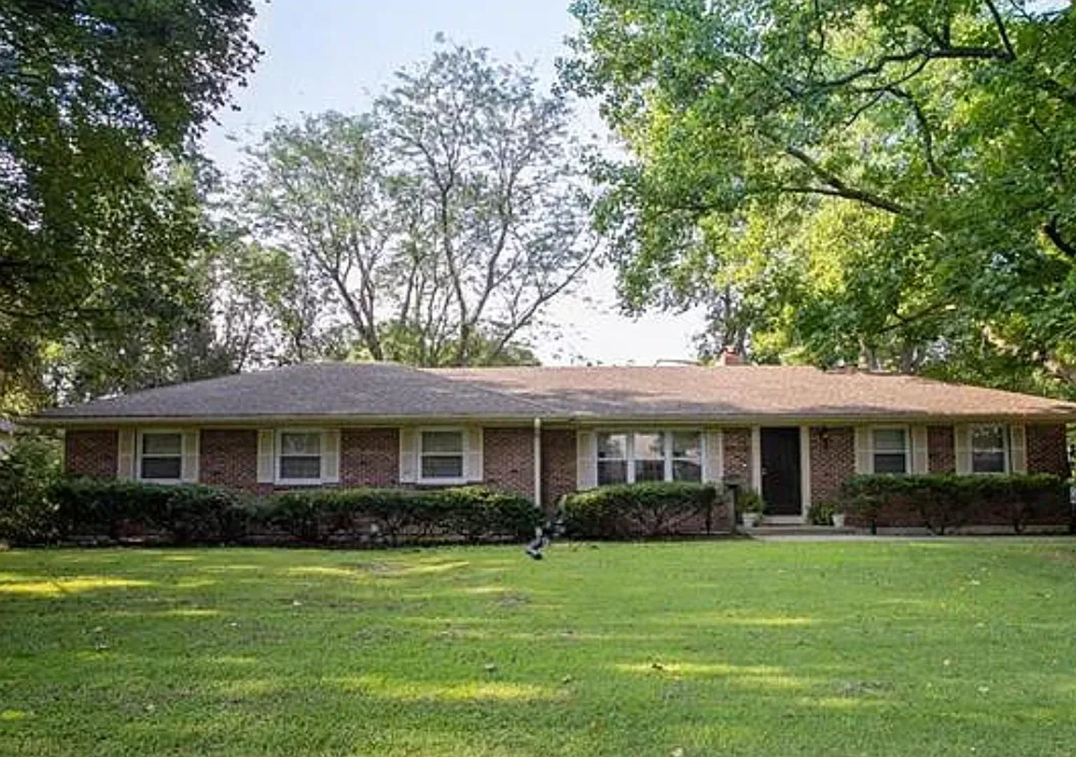 3-Bedroom, 3 Bath Single Family for Rent in Kansas City, MO | Front and Back yard & Modern Kitchen — Photo 1