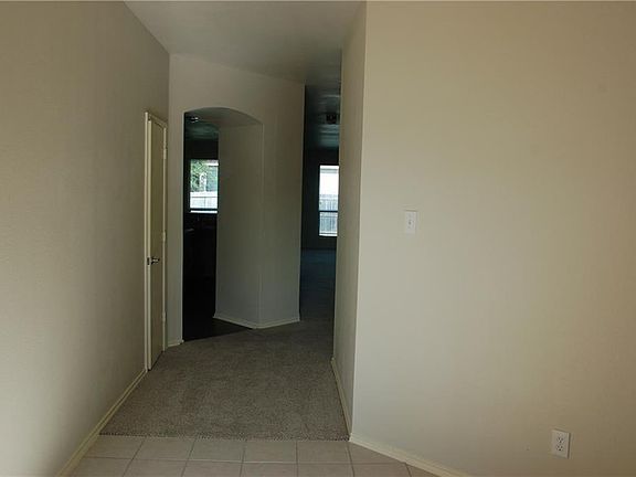 2nd image of 3200 Florian Ln
