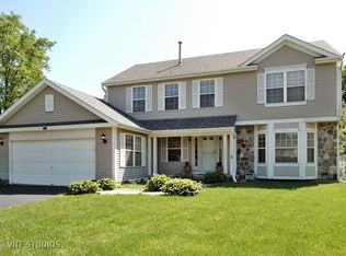 1200 Westport Rdg, Crystal Lake, IL 60014