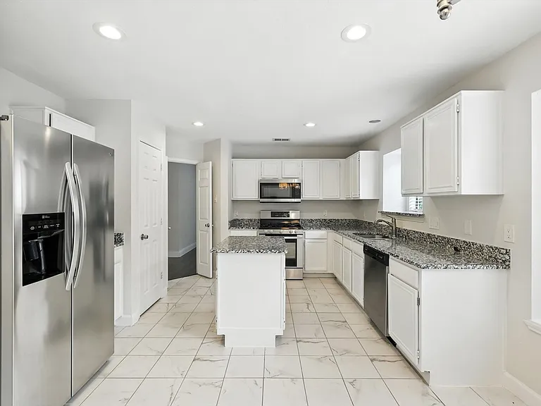 5446 Meadow Vista Ln — Photo 16