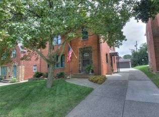 2547 Saybrook Rd, University Heights, OH 44118