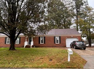 505 Fairfield Dr, Chesapeake, VA 23322