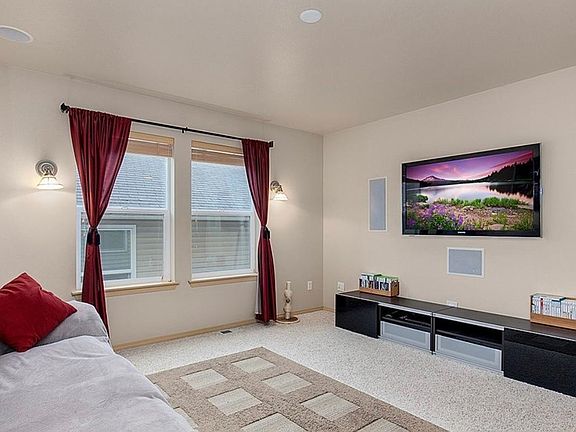 Built-in Surround Sound in Loft