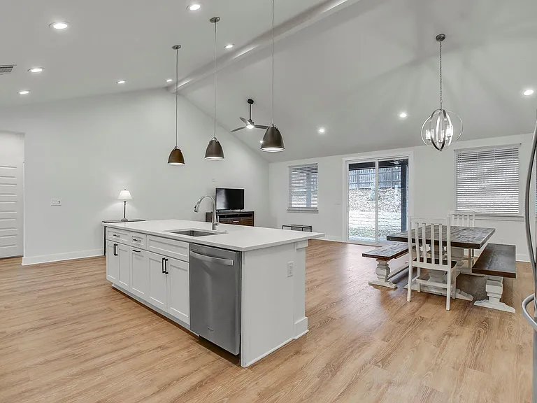 6509 Shady Ln — Photo 8