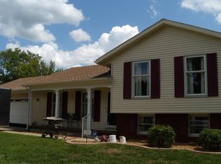 130 S 22nd St, Vincennes, IN 47591