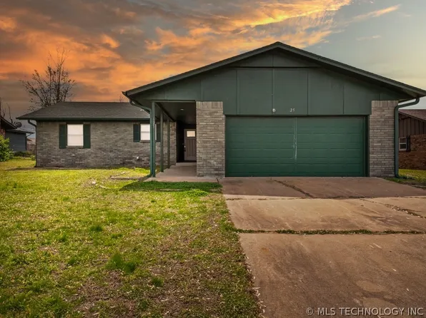 125 Meadow View Dr, Mannford, OK 74044