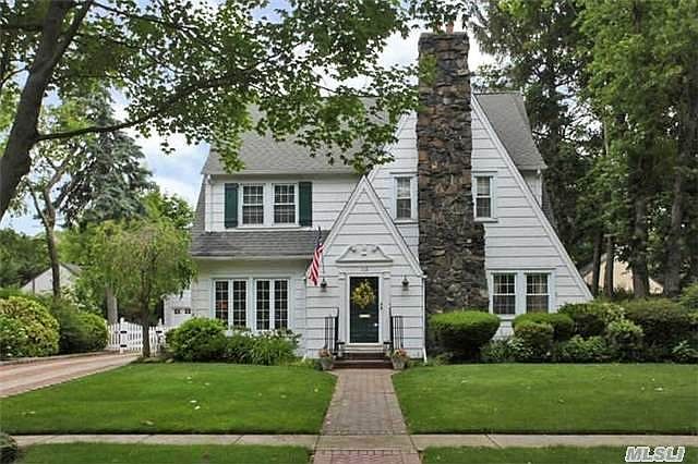 1st image of 113 Locust St