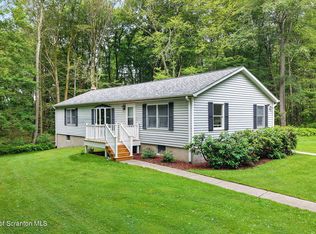 205 Dark Hollow Rd, Montrose, PA 18801