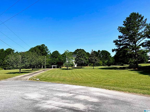 2nd image of 130 Fawn Meadows Ln