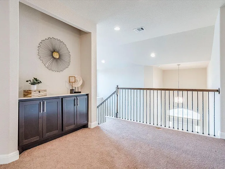 709 Kingston Pl — Photo 21