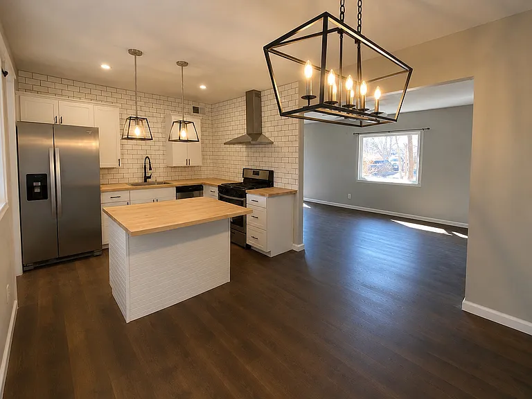9196 Emerson St — Photo 4