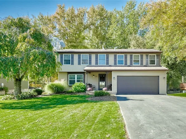 21 Covered Wagon Trl, West Henrietta, NY 14586