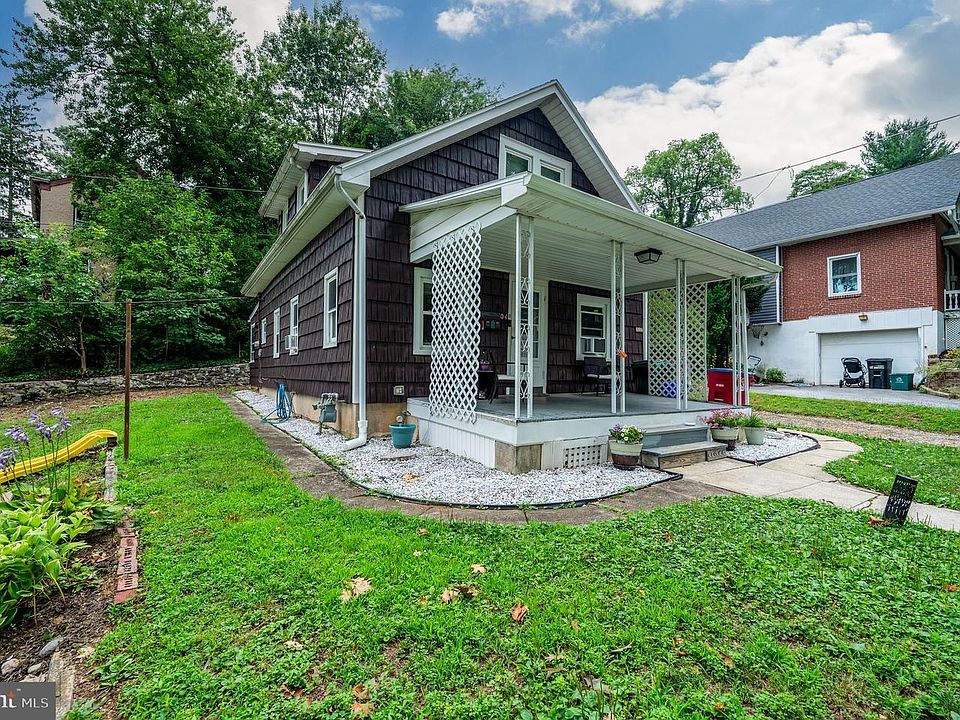 1st image of 404 Seiberts Ct