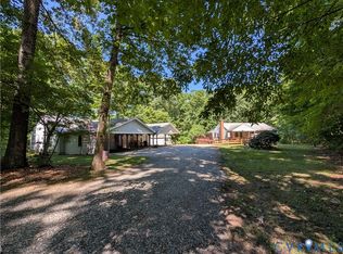 1996 Old Apple Grove Rd, Mineral, VA 23117