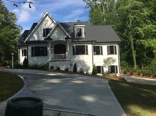 3297 Cheswick Dr, Raleigh, NC 27609