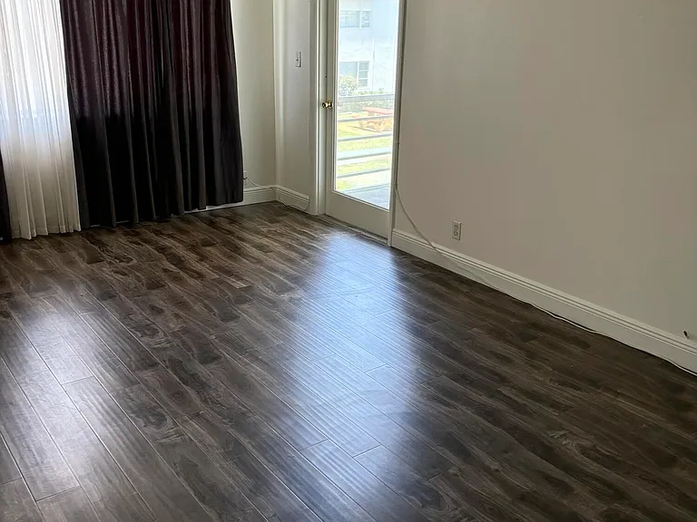 4500 N Flagler Dr #C9 — Photo 8
