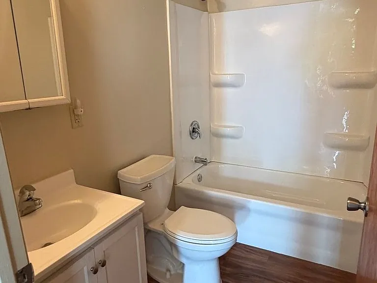 25709 W Bridge St #13 — Photo 5
