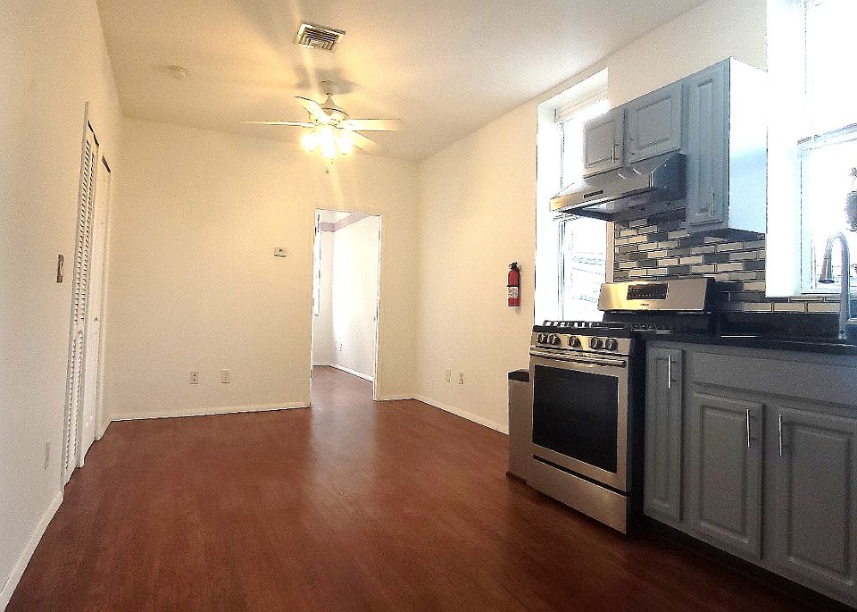 1st image of 100 Maple St #2L