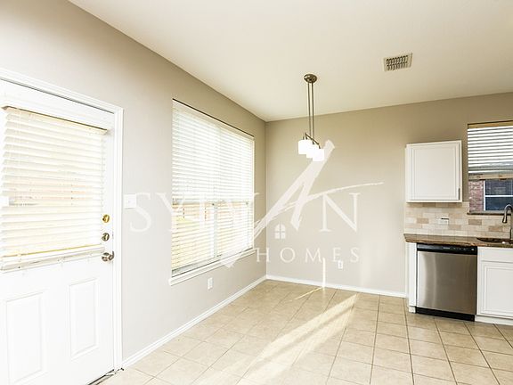3rd image of 3024 Thicket Bend Ct