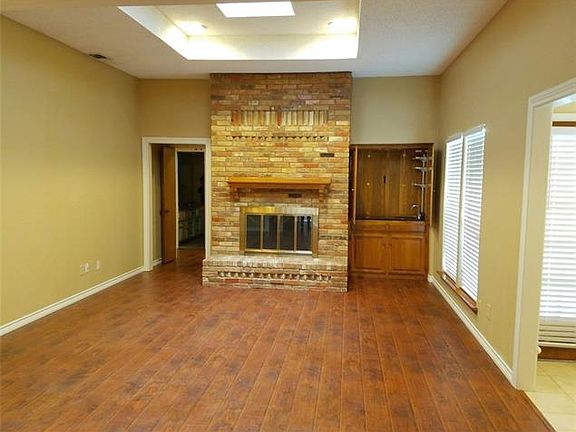 3rd image of 3520 Pinehurst Dr