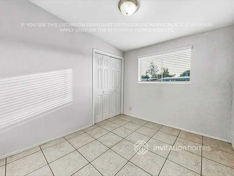 449 S Stewart — Photo 13
