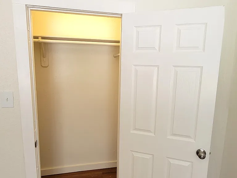 2100 Hill Top Ct #1 — Photo 42