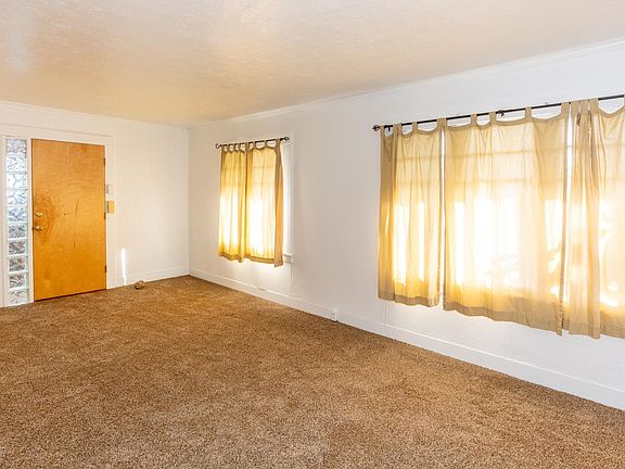 4th image of 1259 E Meta St