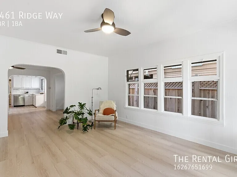 1461 Ridge Way — Photo 1