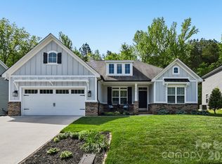 2668 Poplar Cove Dr, Concord, NC 28027