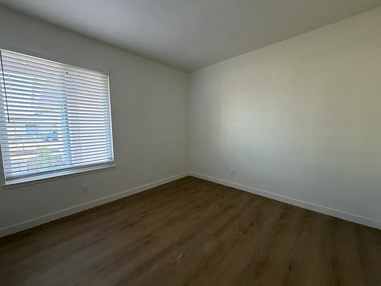 1312 E Cottonwood St — Photo 10