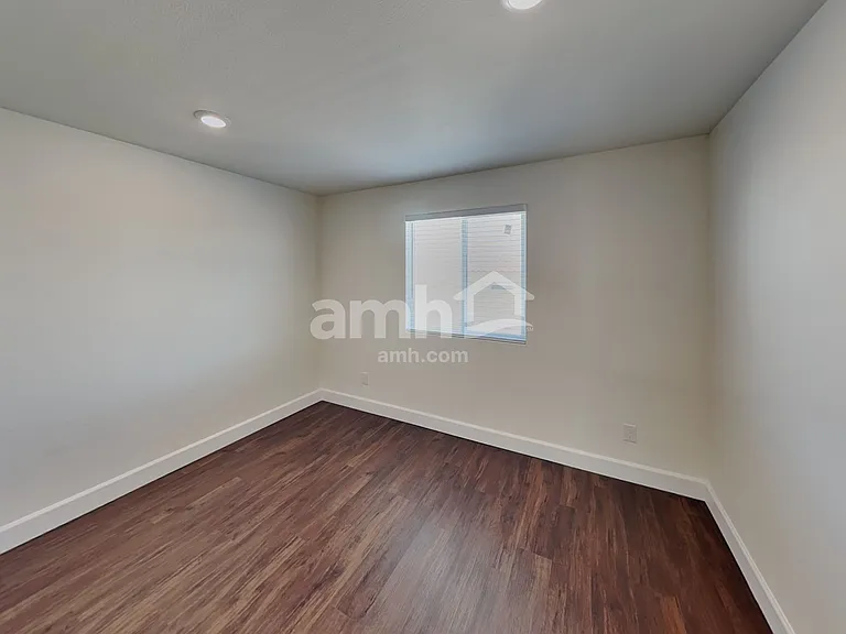 4753 Tire Swing St — Photo 16