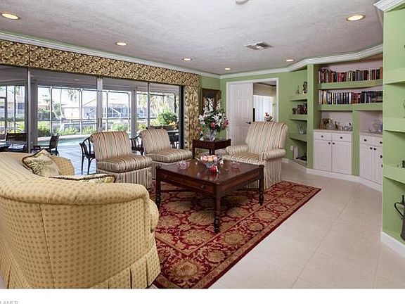 2nd image of 342 Meadowlark Ct