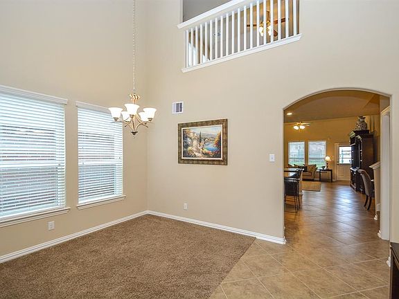 3rd image of 26907 Harwood Heights Dr